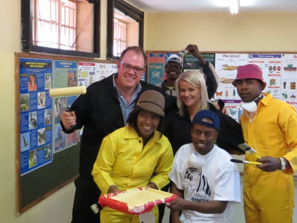 In honour of former president, Nelson Mandela, Phumelela Gaming heeded the call for action by donating paint to Opelweg Primary School in Alberton. Phumelela staff spent 67 minutes painting one of the classroom.
