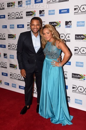 Comedian Anthony Anderson and musician Bucie pose for pictures on the red carpet at the 5th annual MTV Africa Music Awards in held Durban, 18 July 2015. The award show also celebrates the 10 year anniversary of MTV Base with this year’s theme being “Evolution”.  Picture: Refilwe Modise