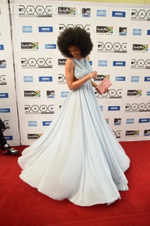 Celebrity Pearl Thusi poses for pictures on the red carpet at the 5th annual MTV Africa Music Awards in held Durban, 18 July 2015. The award show also celebrates the 10 year anniversary of MTV Base with this year’s theme being “Evolution”. Picture: Refilwe Modise