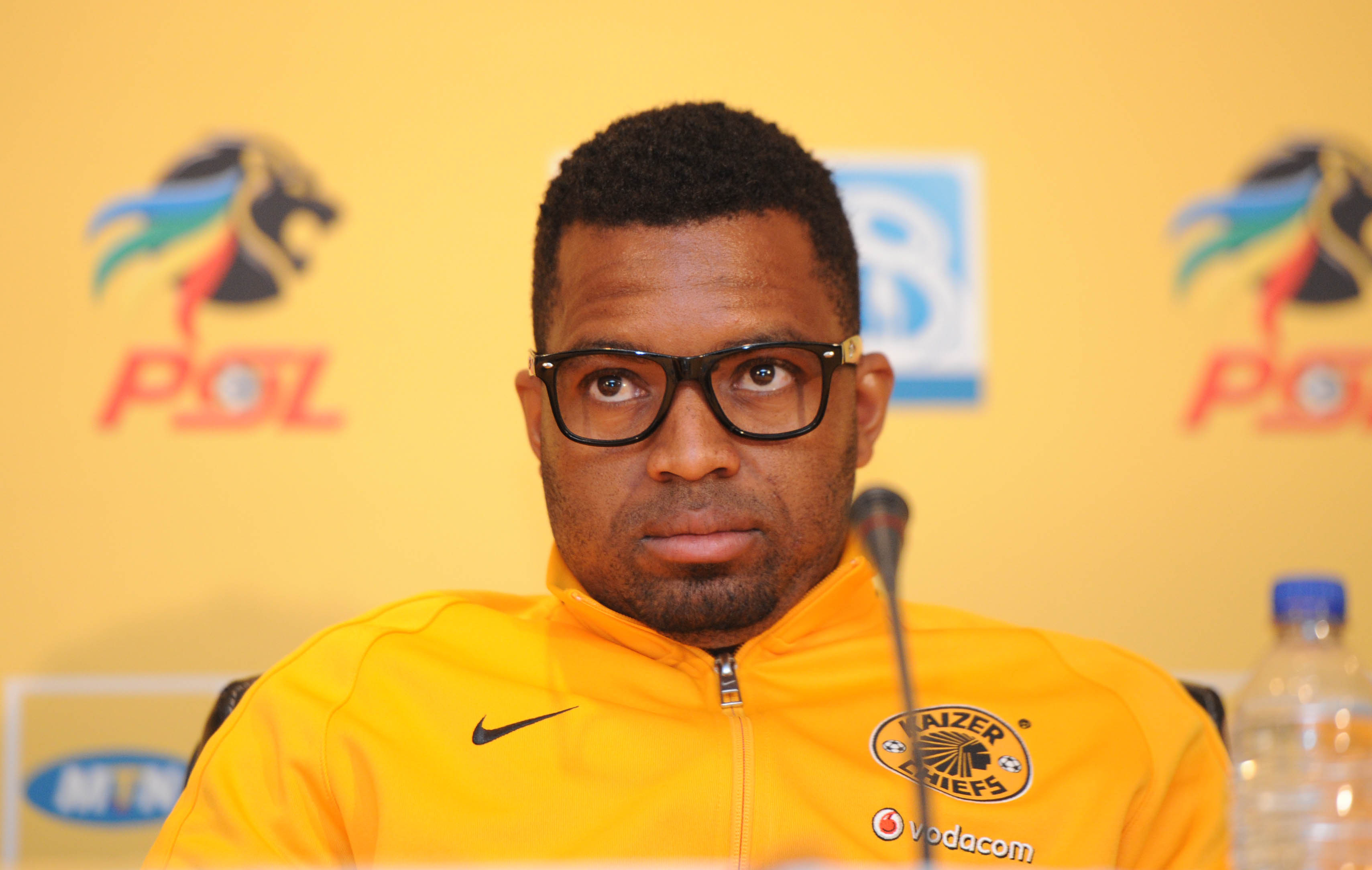 Khune suspended for bringing girlfriend to Chiefs training