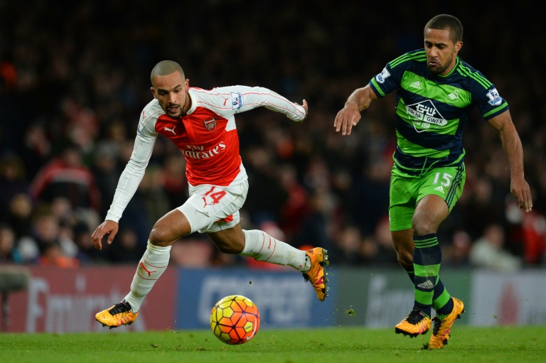 Spurs, Arsenal meet in derby with big implications for title