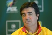 Santos looking to upset Stars