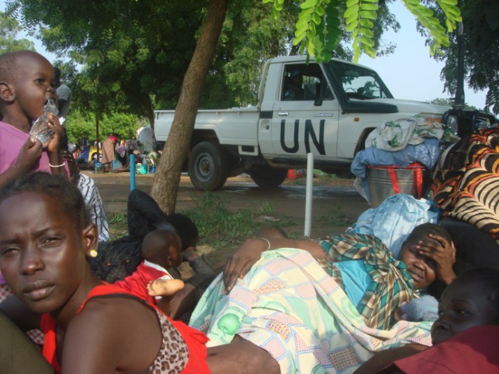 UNMISS/AFP / Beatrice Mategwa<br />Displaced residents take shelter at the UN compound in the Tomping area of South Sudan's capital Juba on July 11, 2016