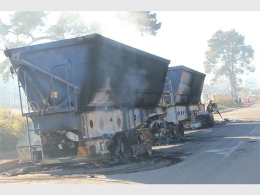 The second truck that was burned during the rioting. Photo: Sonwabile Antonie