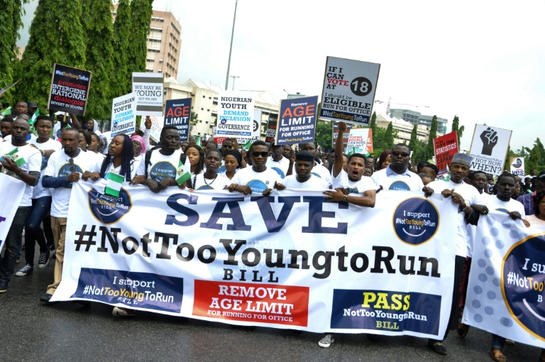 #NotTooYoungToRun: Protesters shutdown National Assembly gate #NotTooYoungToRun: Protesters shutdown National Assembly gate
