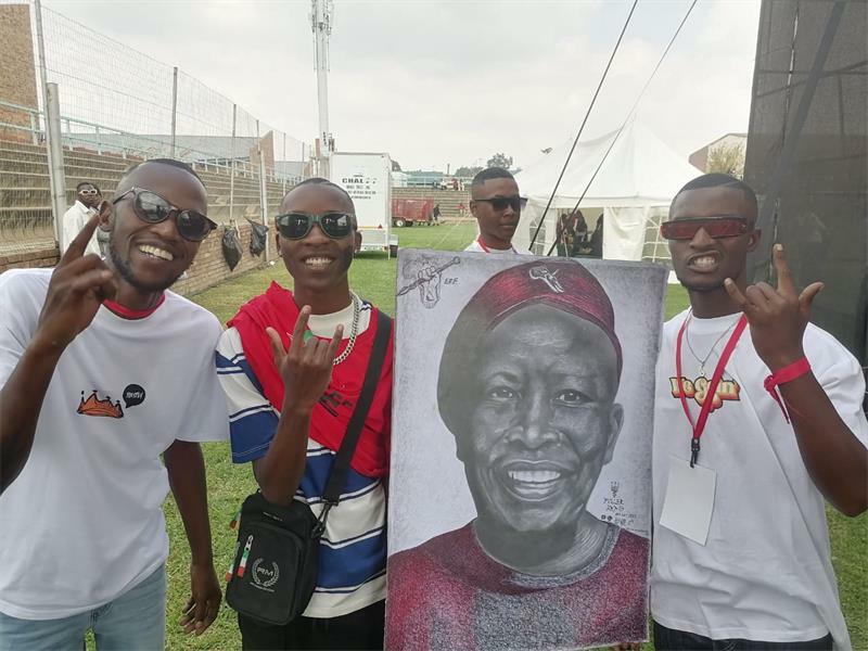 Rough Inside duo woos the crowds at Alexandra Stadium | Alex News