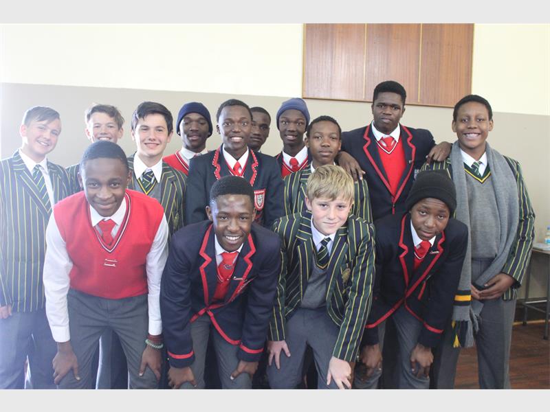 Watch: CBC spoils Balmoral learners with a warm meal | Boksburg Advertiser