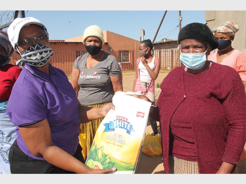 Hillsong Africa Foundation feeds Windmill Park | Boksburg Advertiser