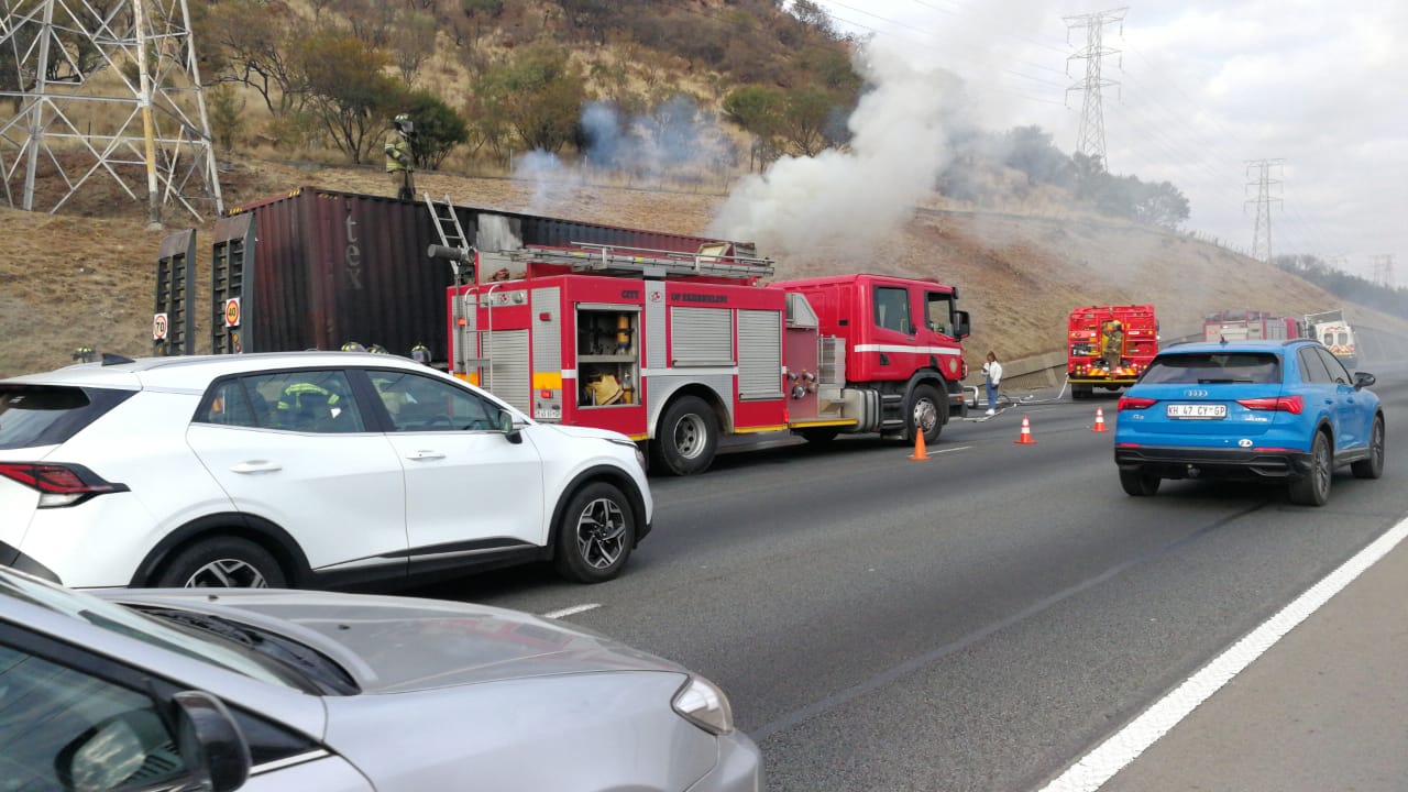 WATCH: Truck fire causes delays on N12 Westbound before Comaro Street ...