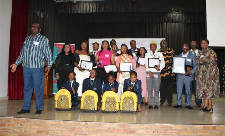 District Acknowledges ICT Integration | Heidelberg Nigel Heraut