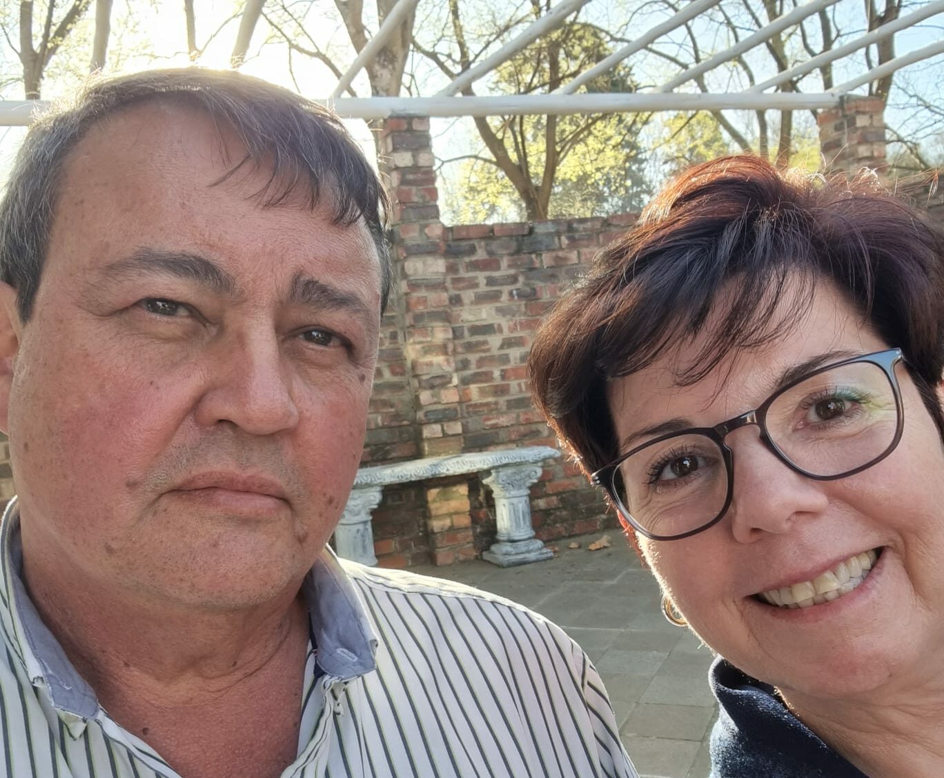 Barberton couple attacked by a giraffe on Valentine’s Day | Lowvelder