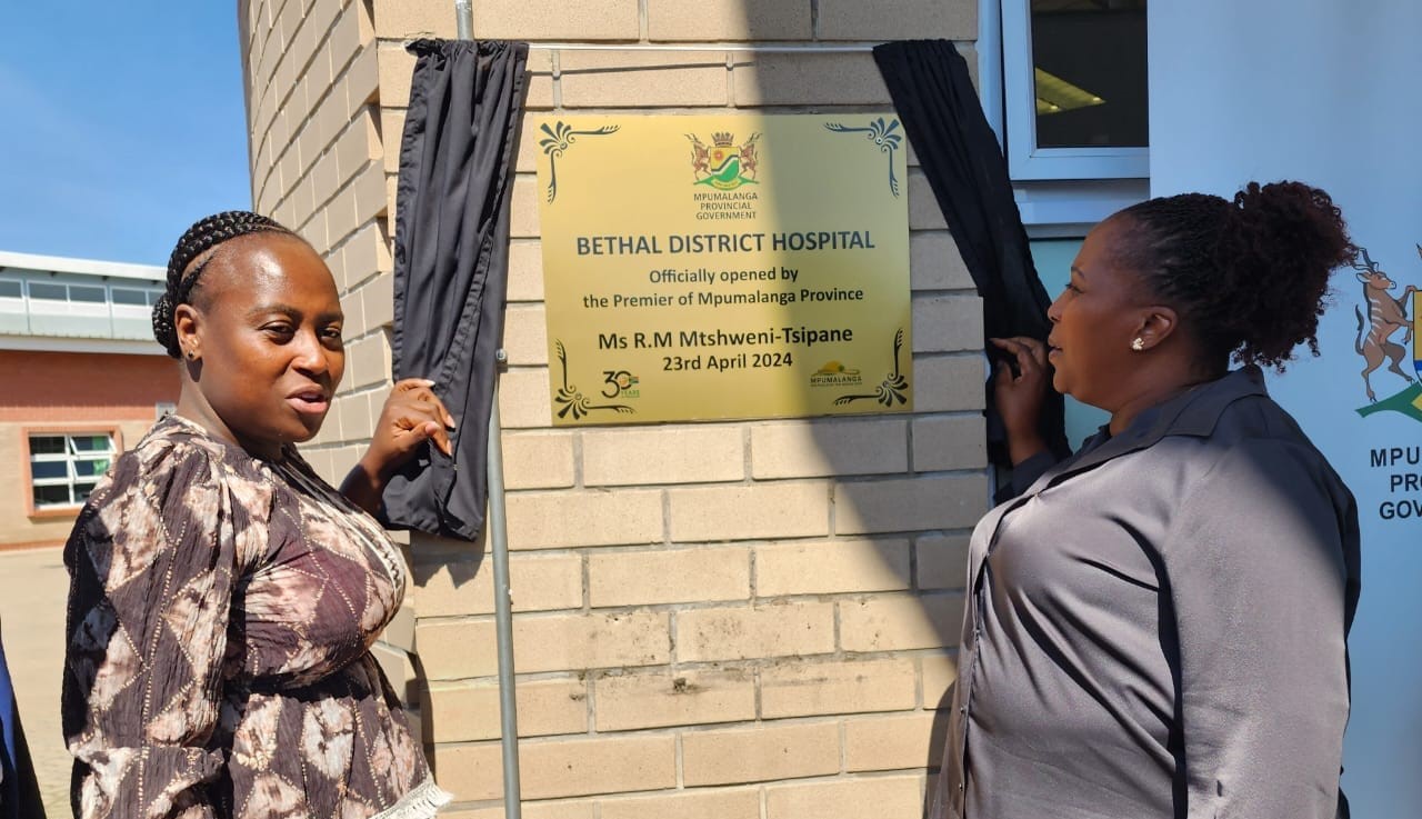 Mpumalanga premier and MEC hand over renovated Bethal Hospital ...