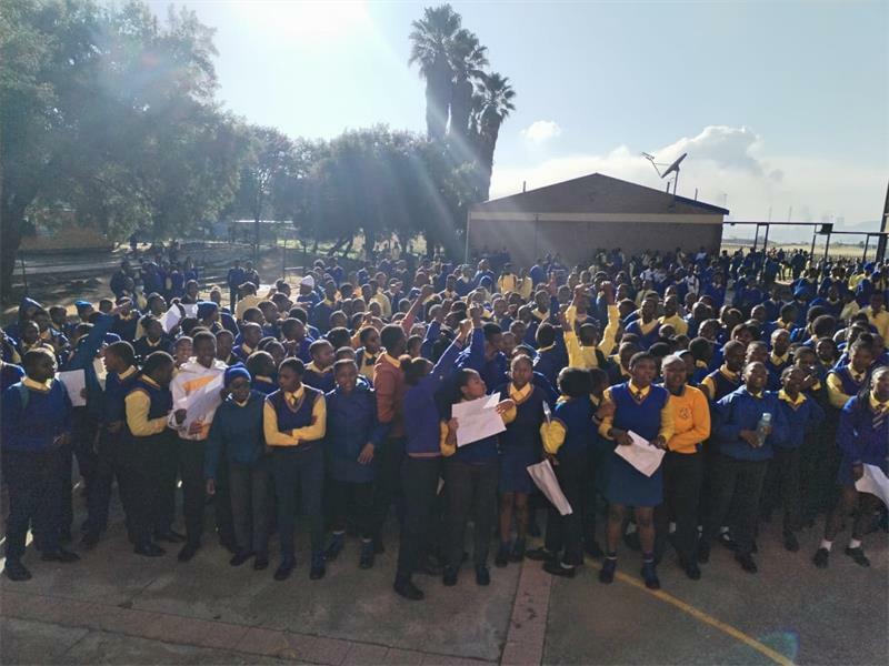 Learners in eMbalenhle demand more teachers | Ridge Times