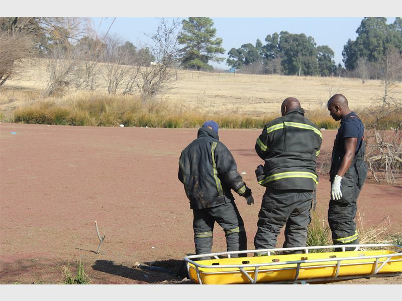 Men find unidentified body in Vaal River in Standerton | Ridge Times