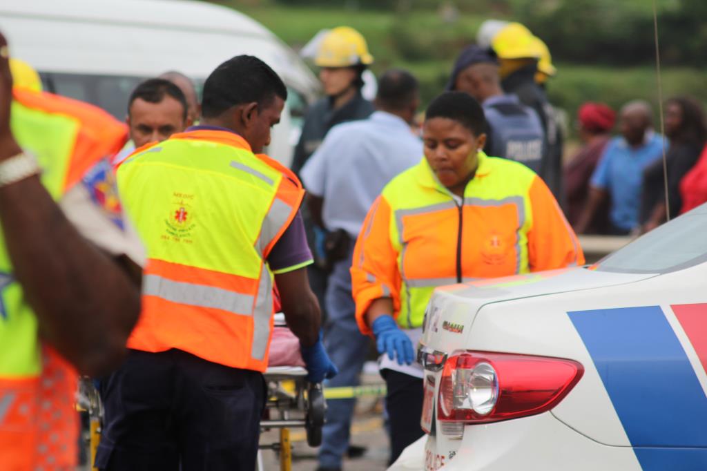 PICS: N2 accident at Umgababa claims two | South Coast Herald