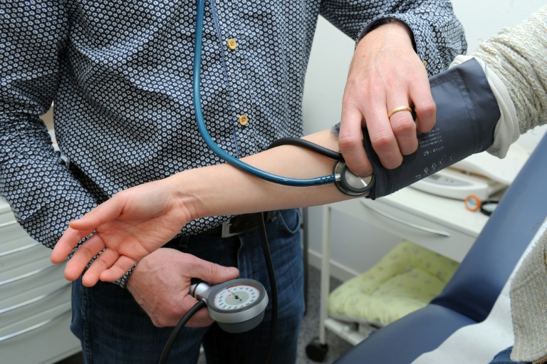 AFP/File / Fred Tanneau<br />Every 10 mmHg reduction in systolic blood pressure reduced the risk of heart attack by about a fifth, of stroke and heart failure by about a quarter, and the risk of death from any cause by 13 percent