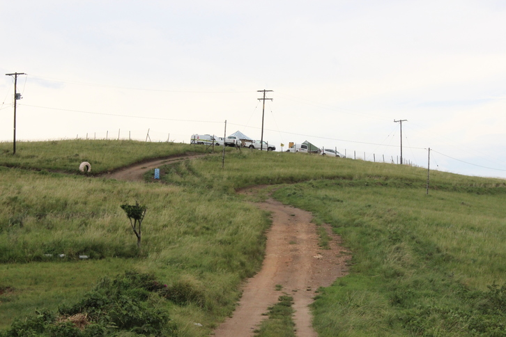The homestead itself rested on top of a hill, which made it hard to miss as a number of police vehicles were within the property – PHOTO: Orrin Singh