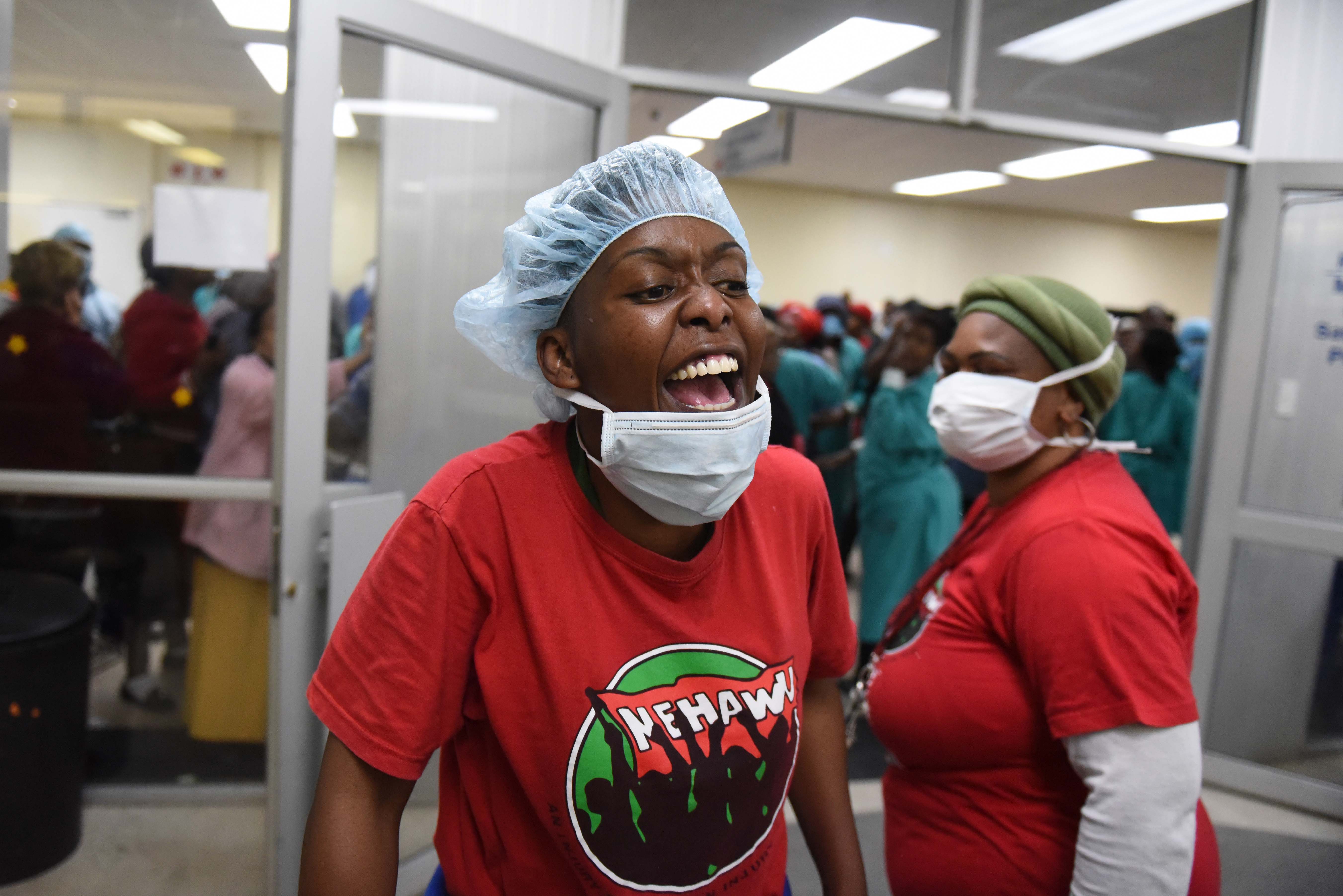 IN PICTURES: Chaos at Charlotte Maxeke hospital - The Citizen