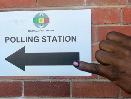 Zimbabwe election: Both sides certain of winning