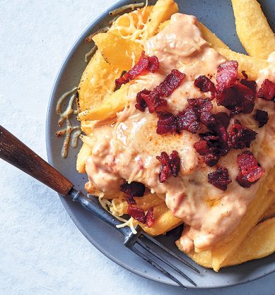 Recipe: Loaded fries with cheese sauce and crispy bacon ...
