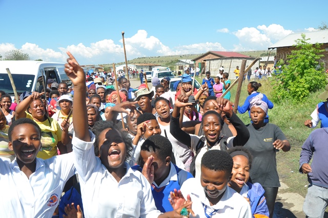 Ethnic clash between Batswana, Xhosa closes Rustenburg school – The Citizen