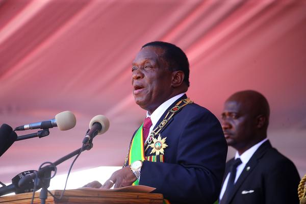 Zimbabwe. 26.08.18. Thousands of Zimbabweans and foreign dignitaries, including South African President Cyril Ramaphosa, attended the swearing-in ceremony of Zimbabwe’s President Emmerson Mnangagwa in Harare on Sunday. Picture:Shepard Tozvireva/African News Agency (ANA)