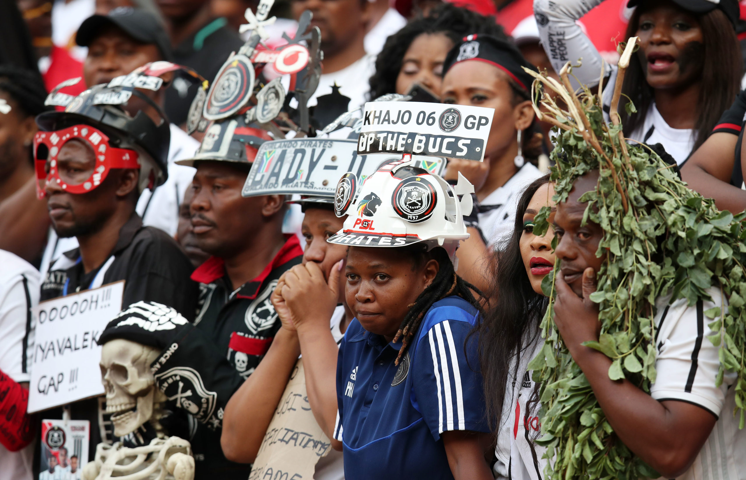 Orlando Pirates Rival Kaizer Chiefs With Awful Free Kick Routine The Citizen