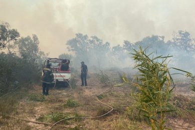 PICS: Fire burning ‘out of control’ at Gansbaai