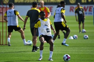 Schalke investigate alleged racist abuse of Dortmund ...