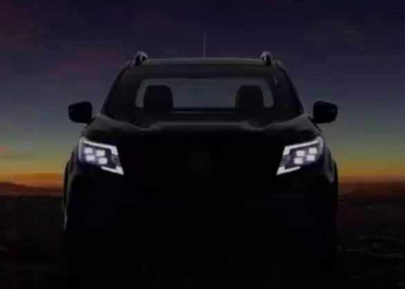 Titan faced refreshed Nissan Navara teased ahead of debut