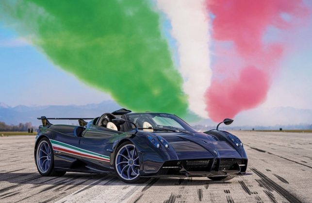 Pagani recruits Huayra for duty as tribute to Italian Air Force’s Tricolori