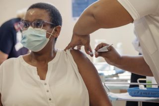 SA running ahead of schedule in Covid-19 vaccine rollout - Vimarsana News