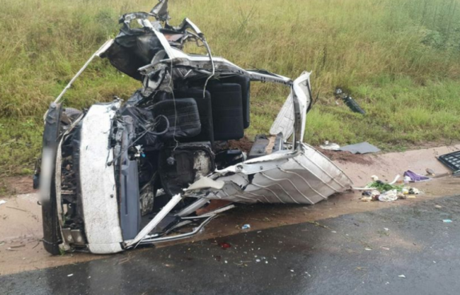 Ten people injured in KZN taxi accident