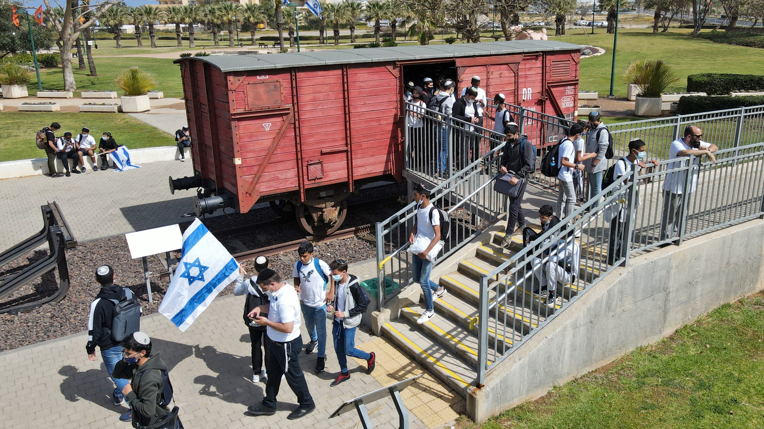 Chilling tales of SA's Holocaust survivors remembered - Vimarsana News