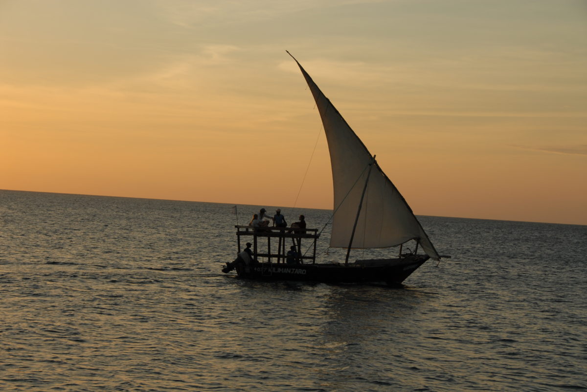 sunset dhow zanzibar holiday