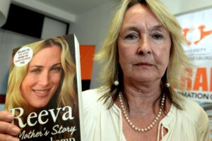 Ten roses for Reeva: Steenkamps keep daughter's memory alive