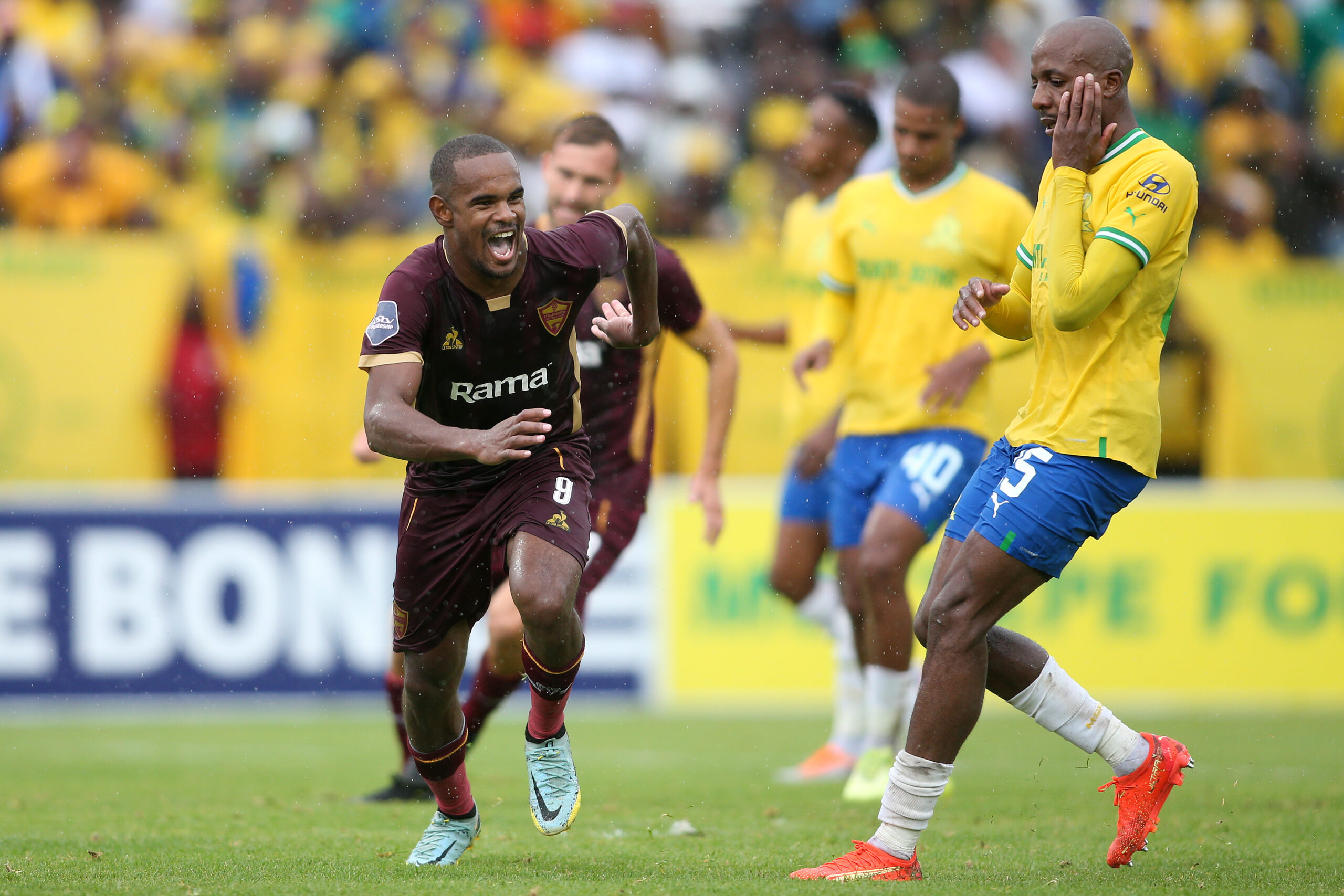 Kaizer Chiefs vs Mamelodi Sundowns Preview: Kick-off time, TV