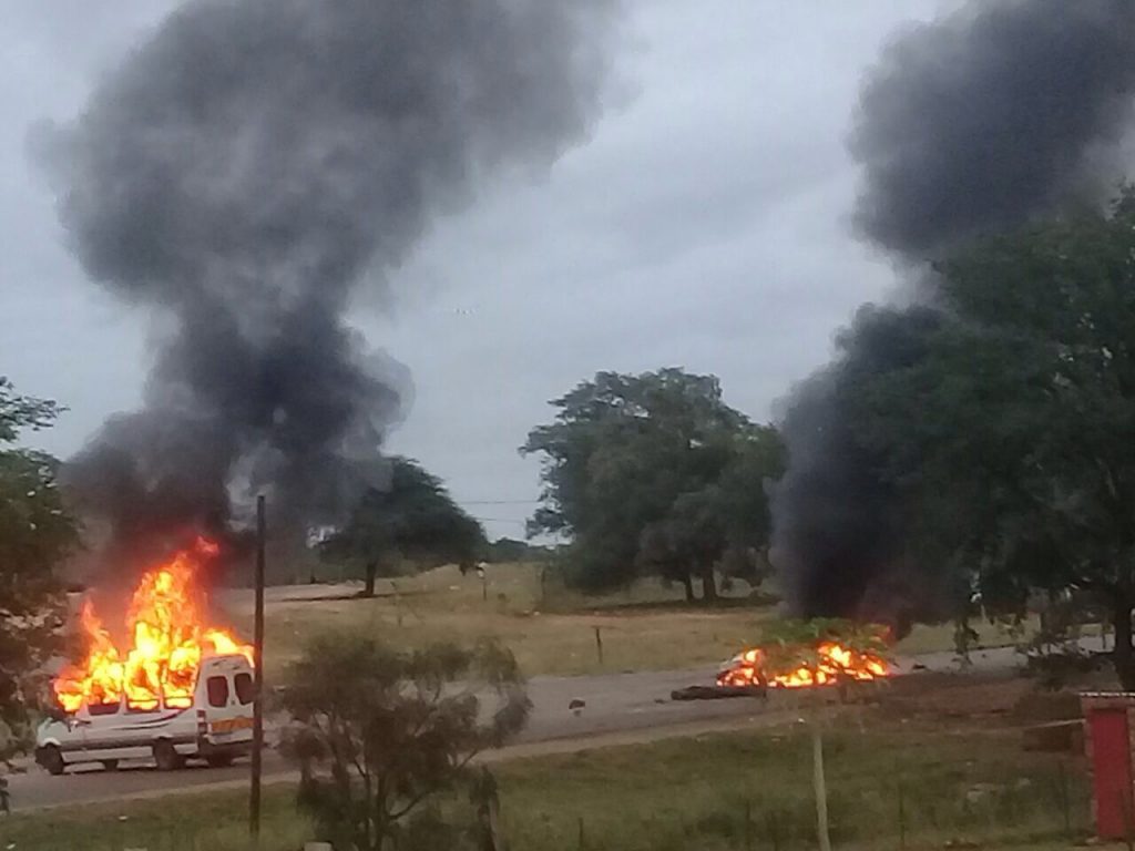 Unrest flames up again around Phalaborwa. Photo: SAPS
